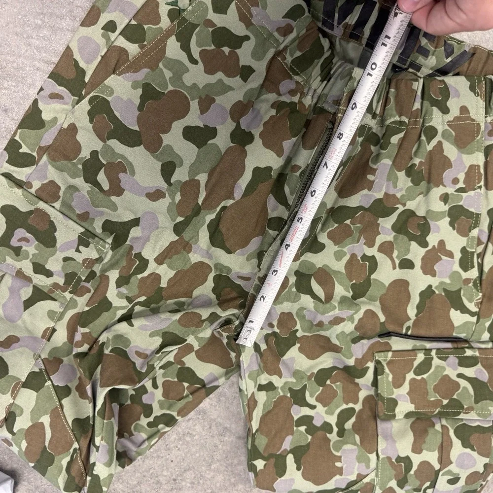 Avirex Pants Mens 30x30 Camouflage Cargo Pockets Frog Print Fly Pants